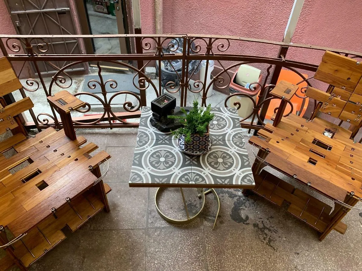 Come Inn - 24H Self Check-In Sofia 0*,  Bulgarien