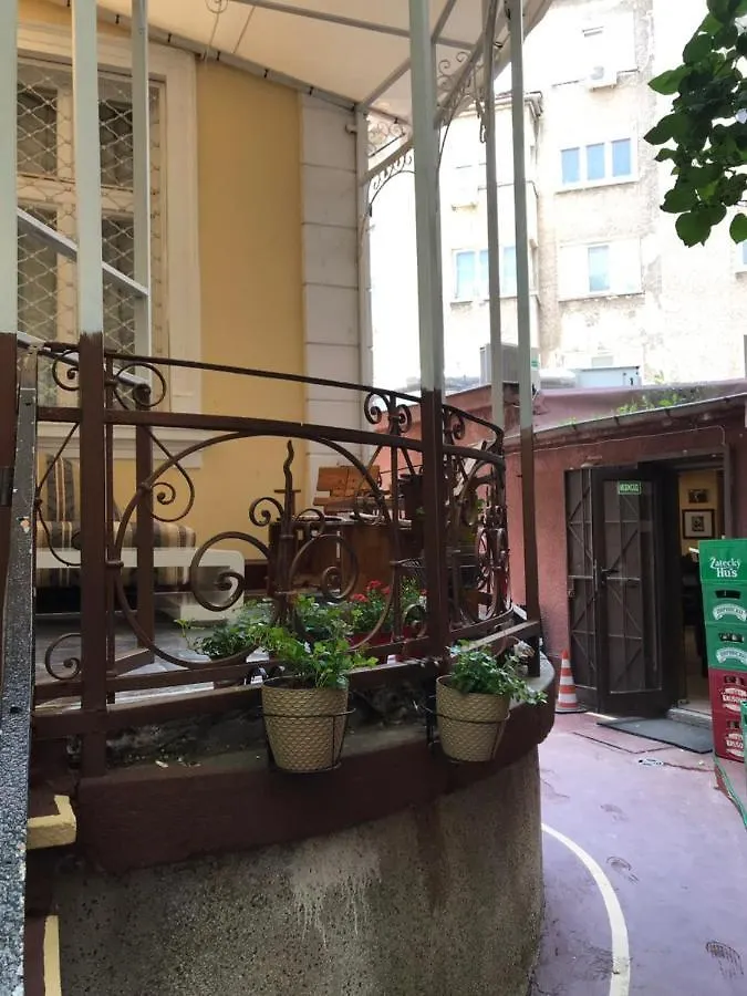 Apartment Come Inn - 24H Self Check-In Sofia Bulgarien
